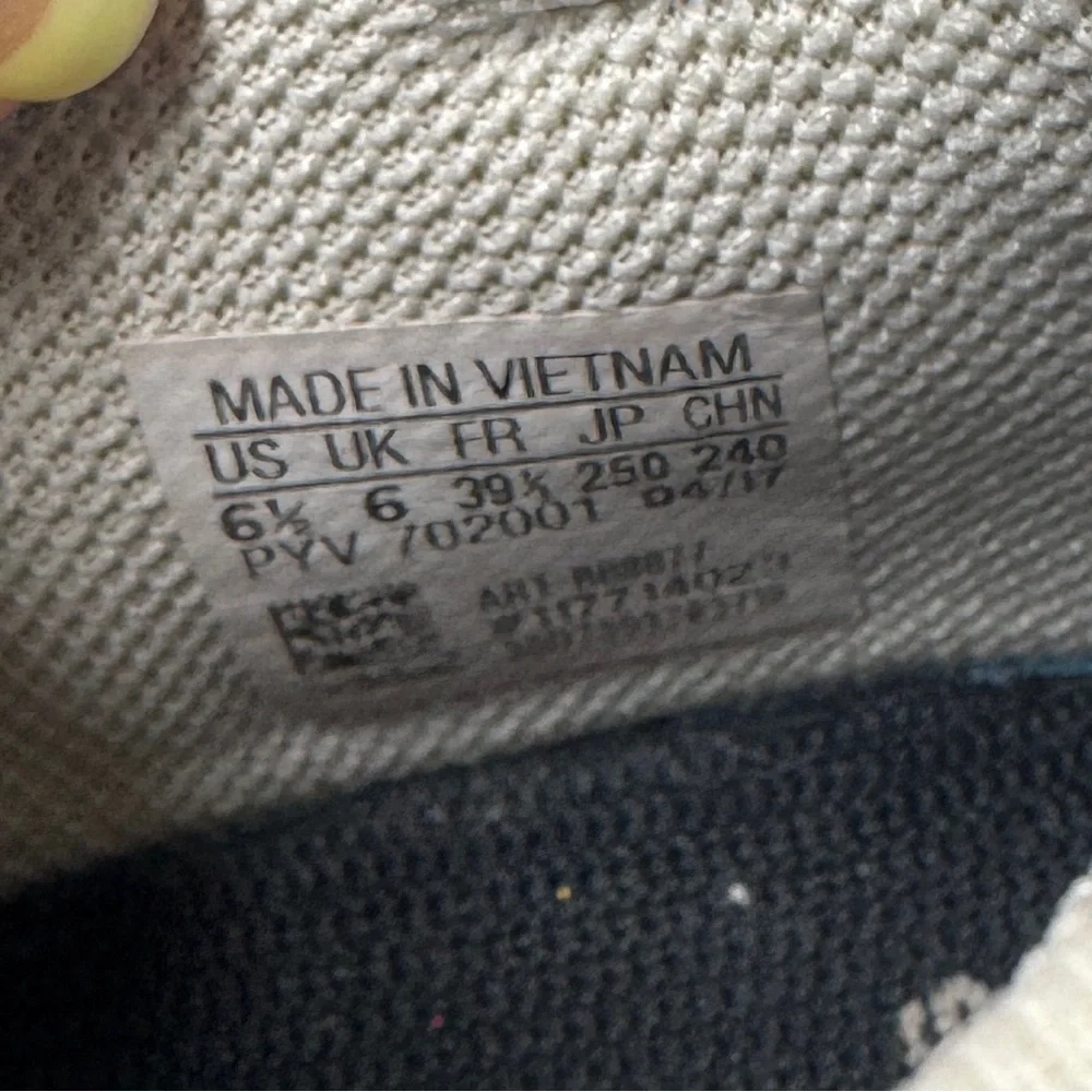 Adidas Tubular Shadow Knit‎ Sneaker Cream Black Men’s Size 6.5
